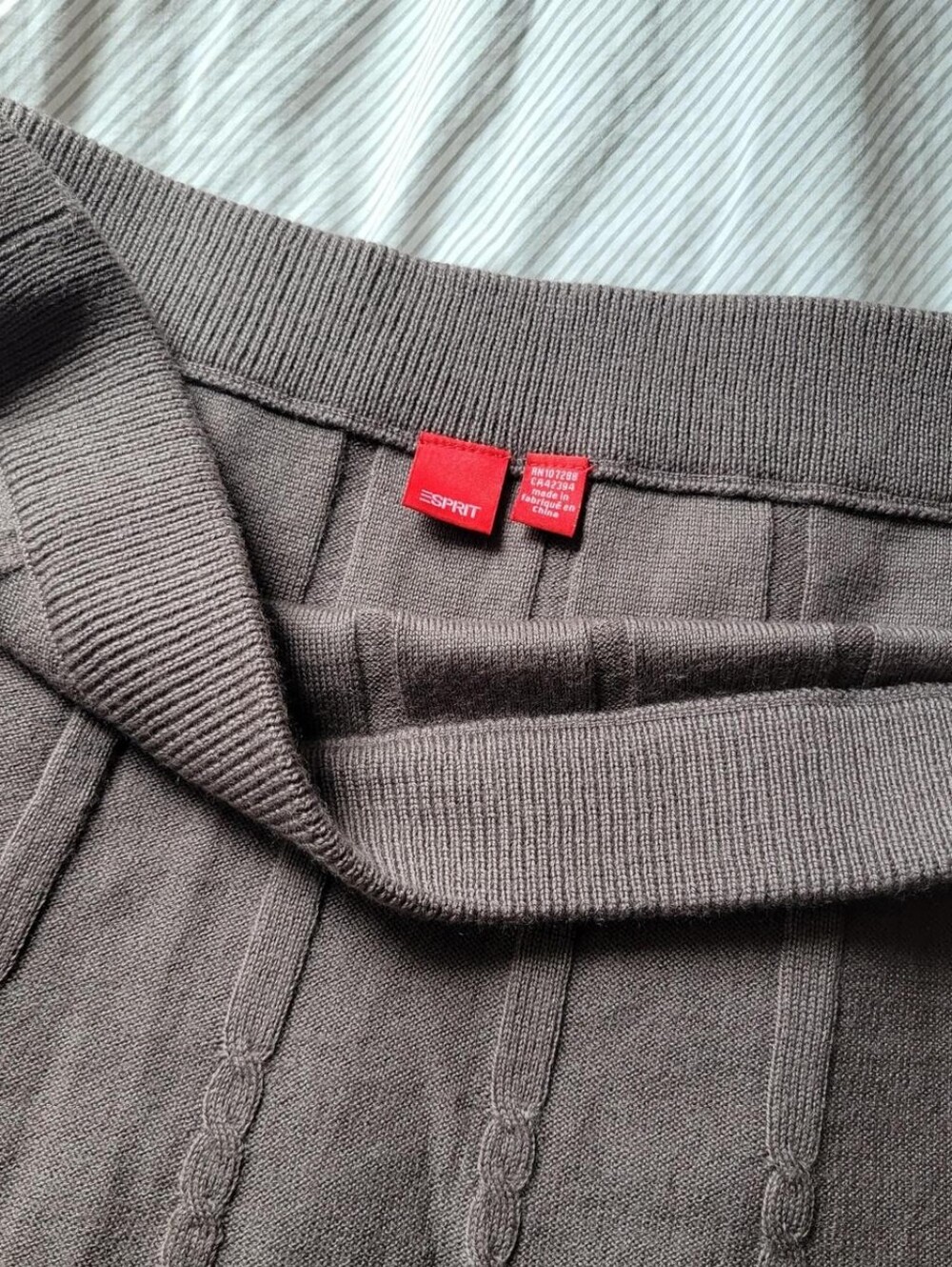 Wool blend knit skirt - Picture 5 of 5